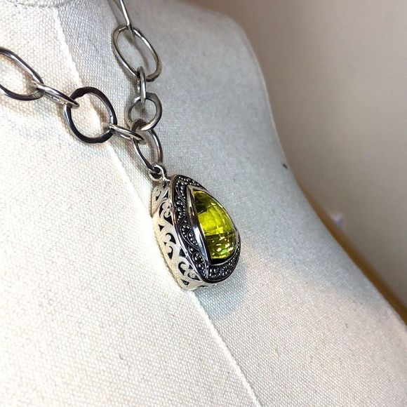 LOIS HILL Yellow Topaz Trillion Cut Sterling Silver Pendant Open Link Necklace - Picture 12 of 17